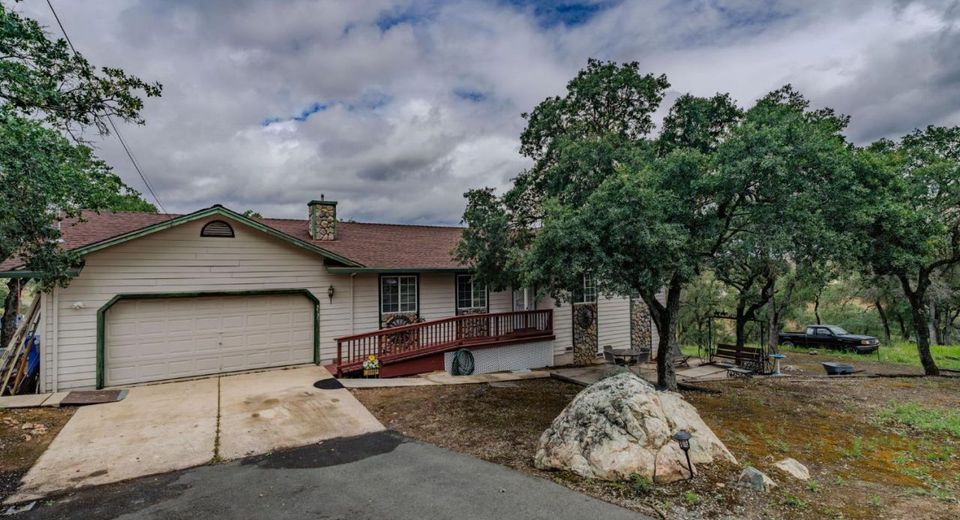 5757 Thornicroft Dr, Valley Springs, CA 95252 Photo