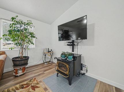 5757 Thornicroft Dr, Valley Springs, CA 95252 Photo