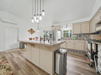 5757 Thornicroft Dr, Valley Springs, CA 95252 Photo