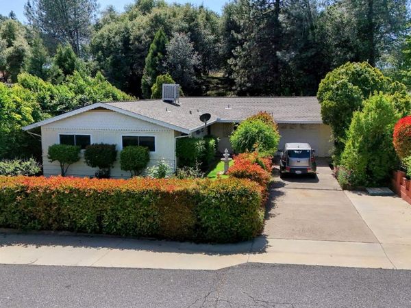 1002 Mark Twain, Angels Camp, CA 95222