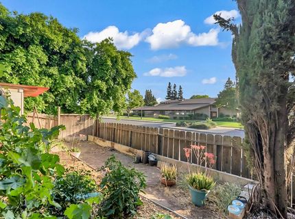 1213 E A St, Oakdale, CA 95361 Photo