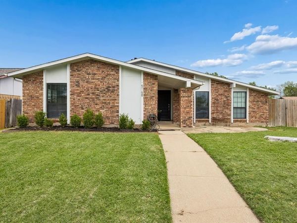 5168 Pruitt Drive, The Colony, TX 75056