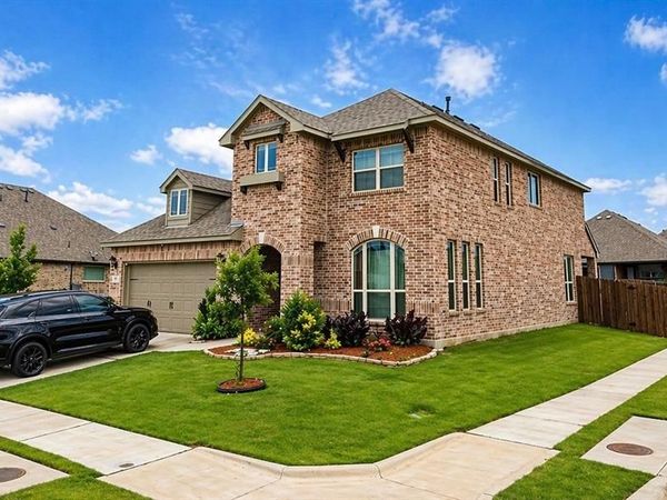 1097 Raptor Road, Alvarado, TX 76009