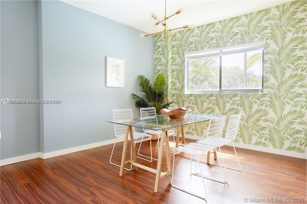 568 NE 66th St , Unit 501, Miami, FL 33138 Photo