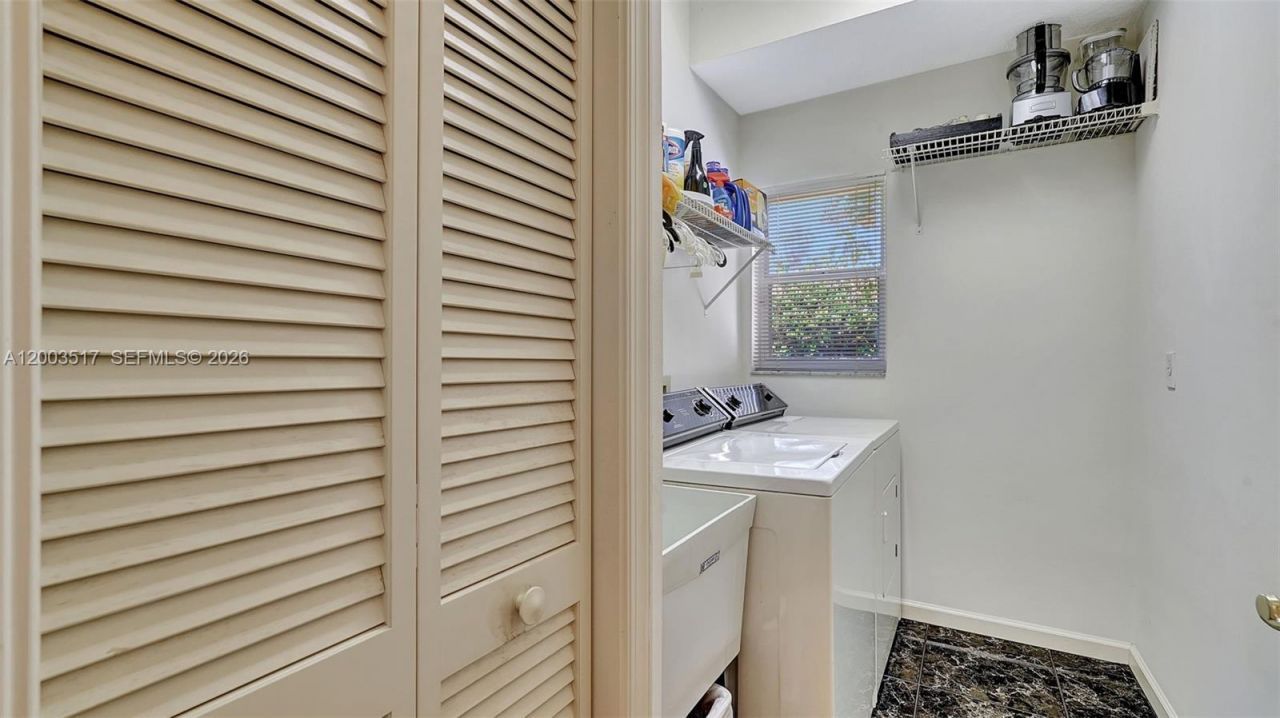 681 NW 100th Ter, Plantation, FL 33324 Photo