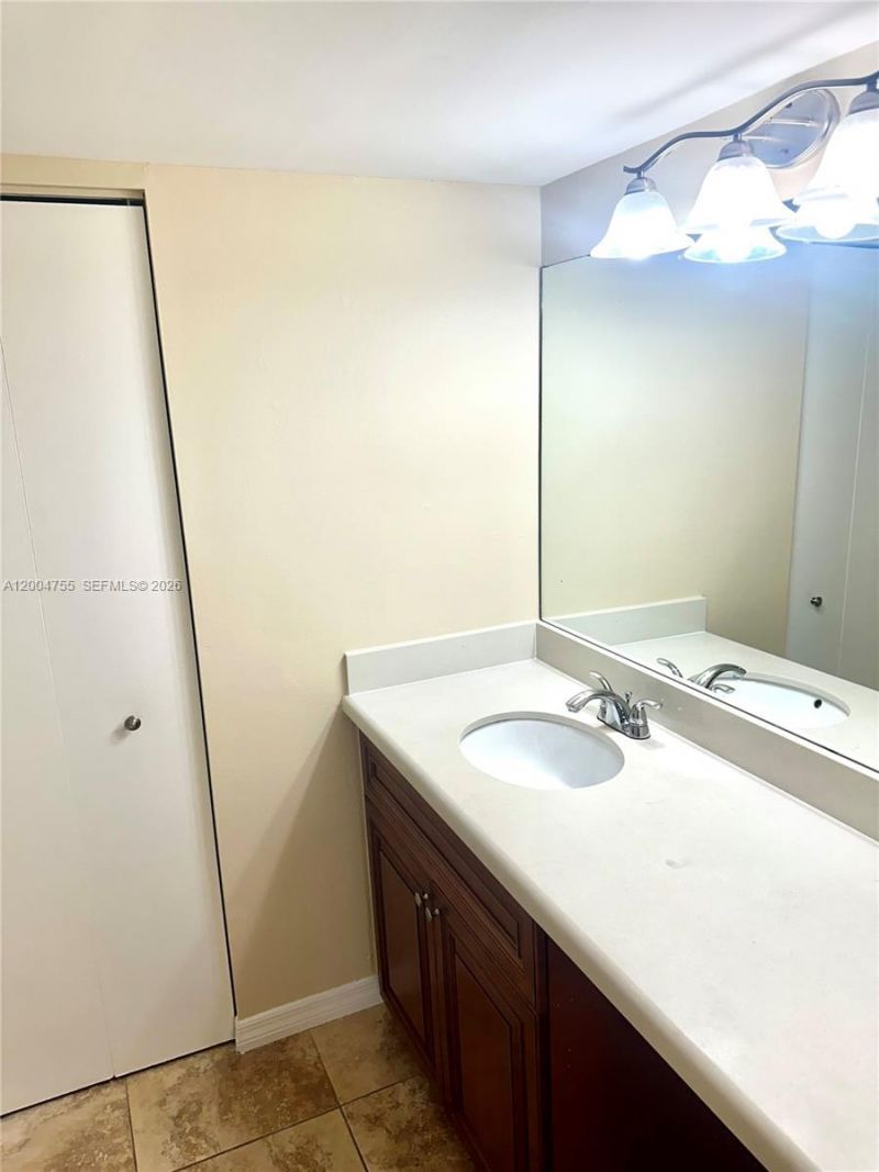 6601 SW 116th Ct , Unit 403, Miami, FL 33173 Photo