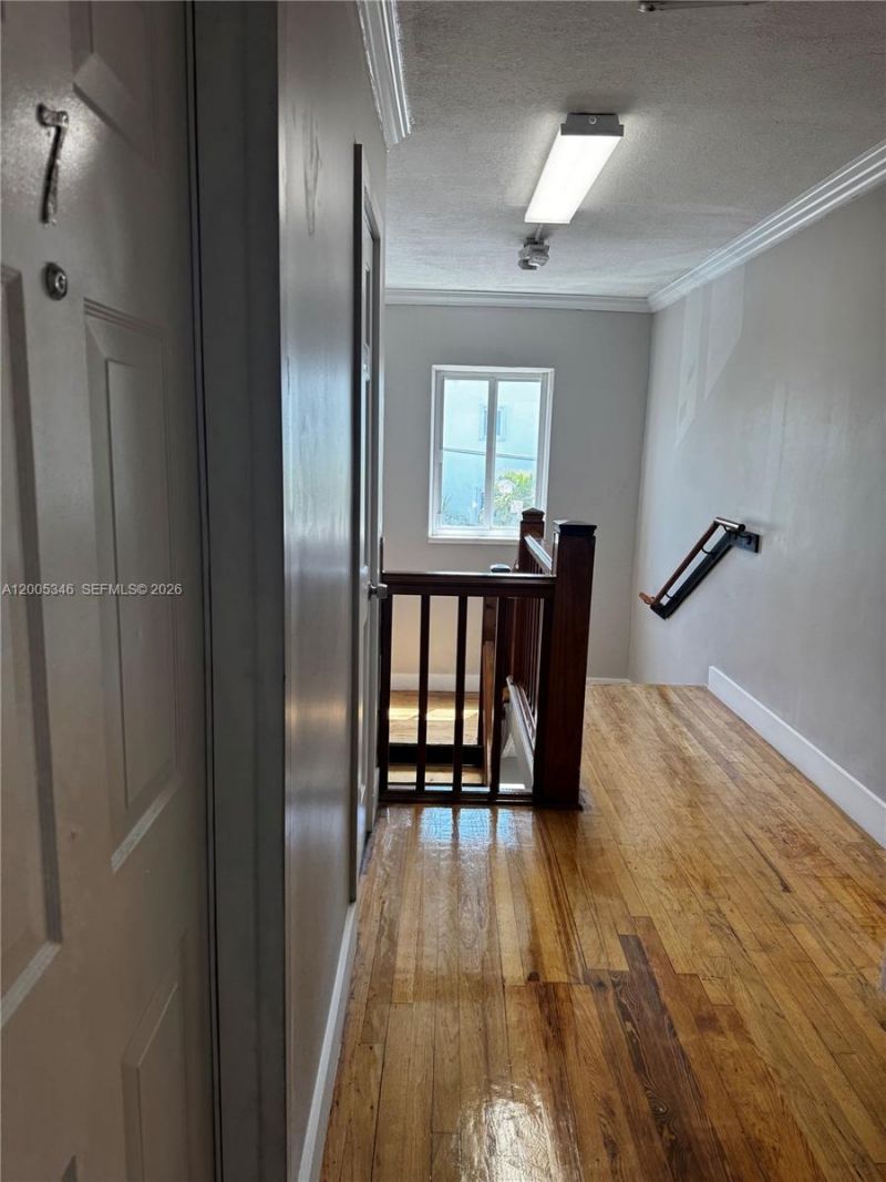 7928 Harding Ave , Unit 7, Miami Beach, FL 33141 Photo