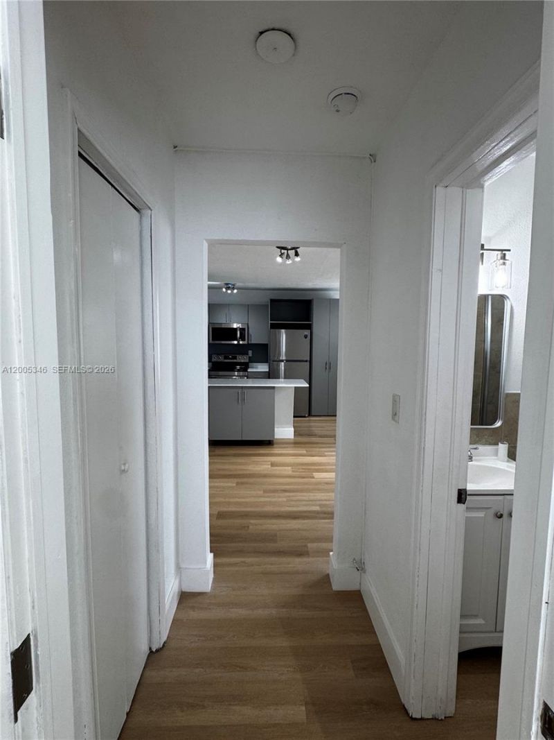 7928 Harding Ave , Unit 7, Miami Beach, FL 33141 Photo