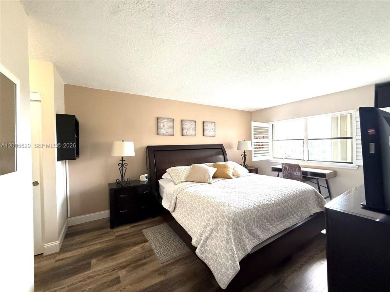 230 Lakeview Dr , Unit 307, Weston, FL 33326 Photo