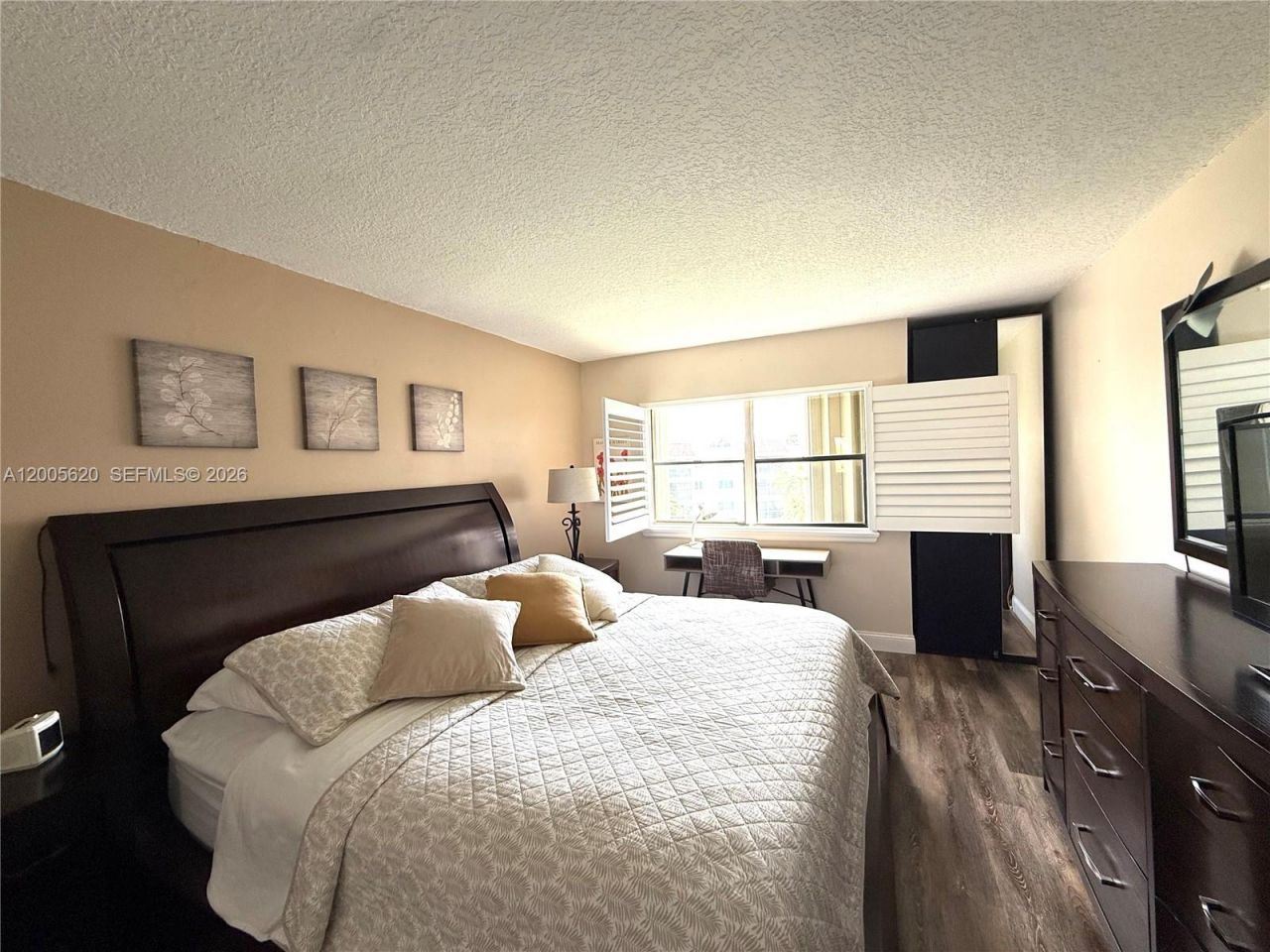 230 Lakeview Dr , Unit 307, Weston, FL 33326 Photo