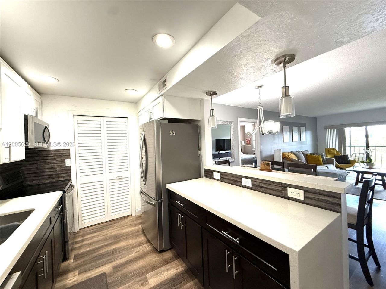 230 Lakeview Dr , Unit 307, Weston, FL 33326 Photo