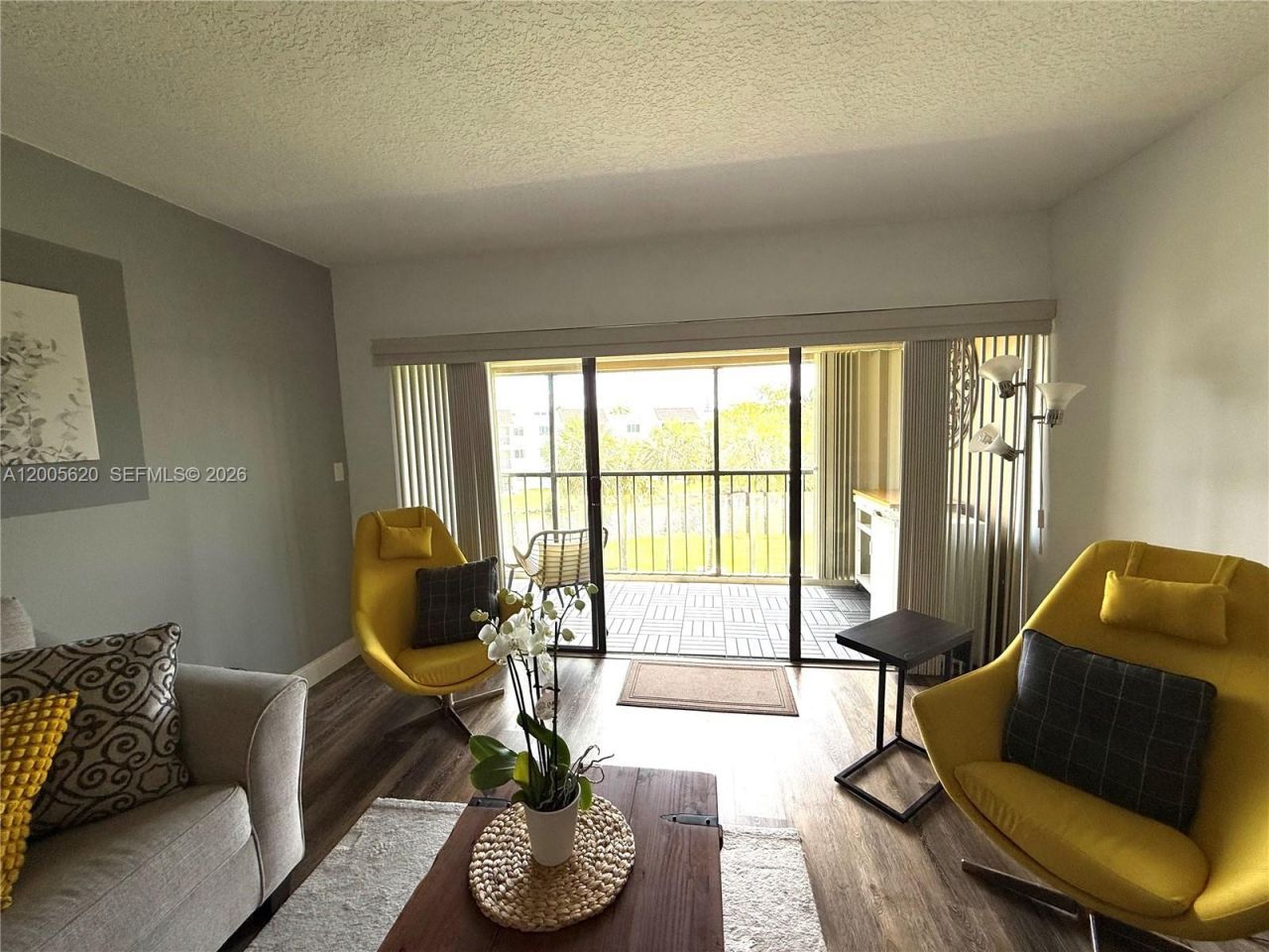 230 Lakeview Dr , Unit 307, Weston, FL 33326 Photo
