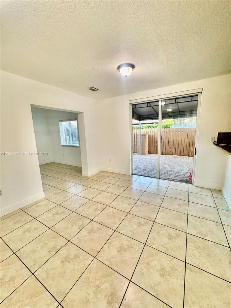 14562 SW 29th Ter, Unit 14562, Miami, FL 33175 Photo
