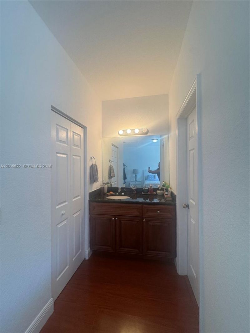 14562 SW 29th Ter, Unit 14562, Miami, FL 33175 Photo
