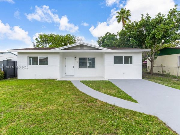 6536 SW 21st St , Miramar, FL 33023