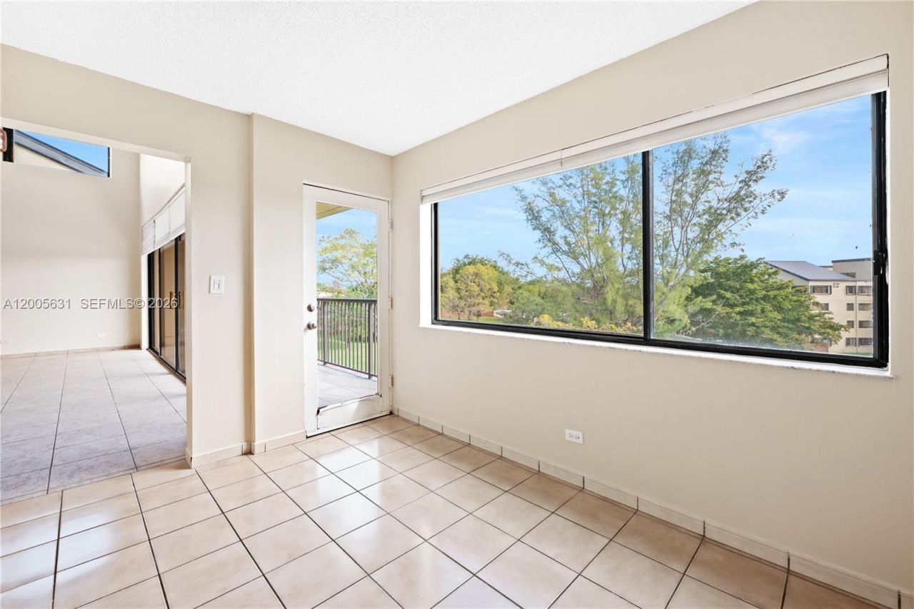 6601 SW 116th Ct , Unit 404, Miami, FL 33173 Photo