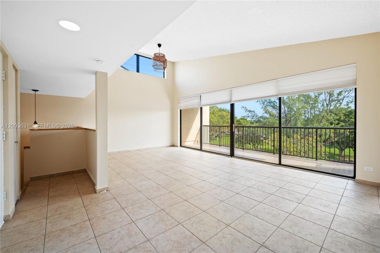 6601 SW 116th Ct , Unit 404, Miami, FL 33173 Photo