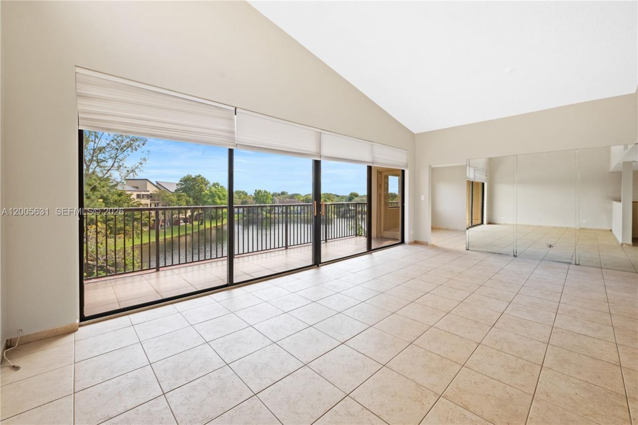 6601 SW 116th Ct , Unit 404, Miami, FL 33173 Photo