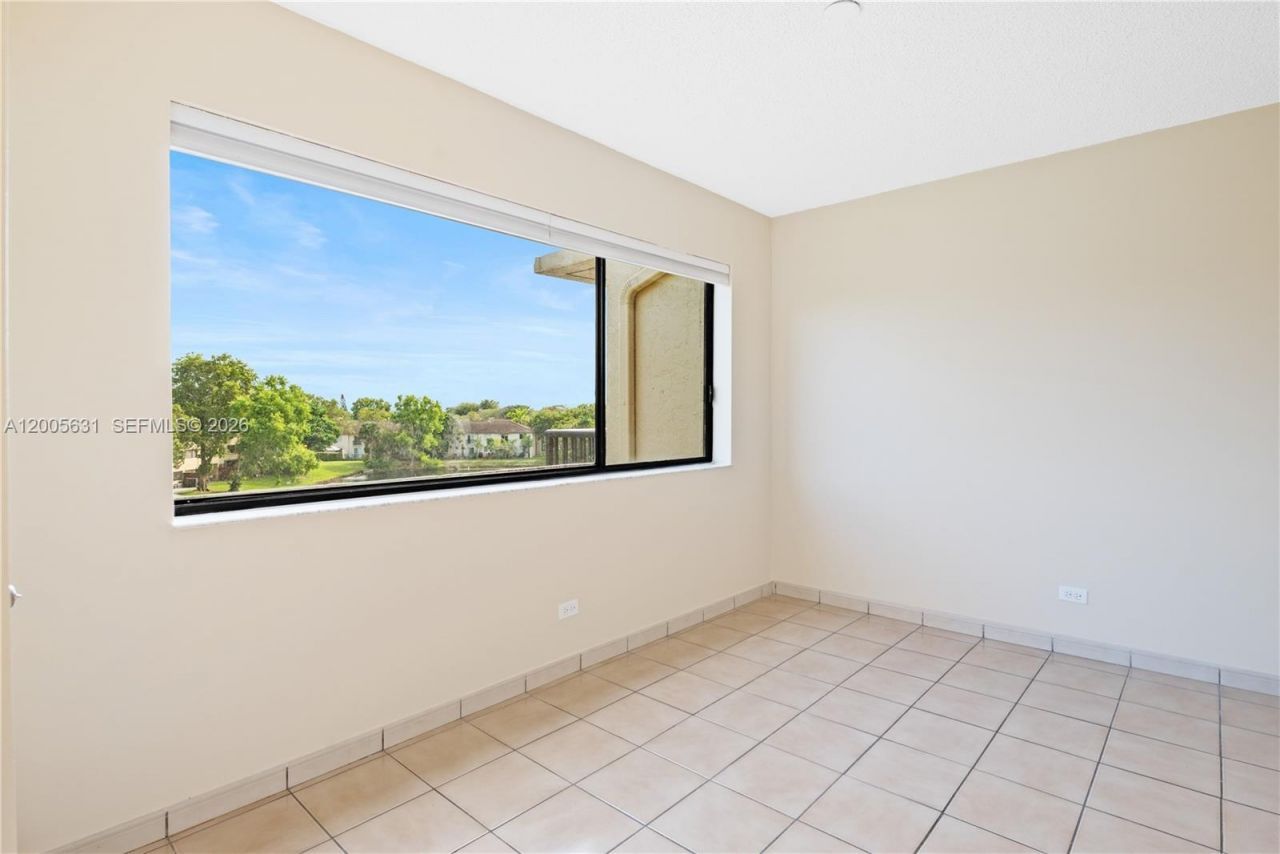6601 SW 116th Ct , Unit 404, Miami, FL 33173 Photo