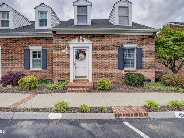 400 Sunset Drive, Unit Apt J45, Johnson City, TN 37604