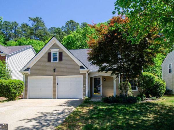 185 Weatherstone Drive, Woodstock, GA 30188