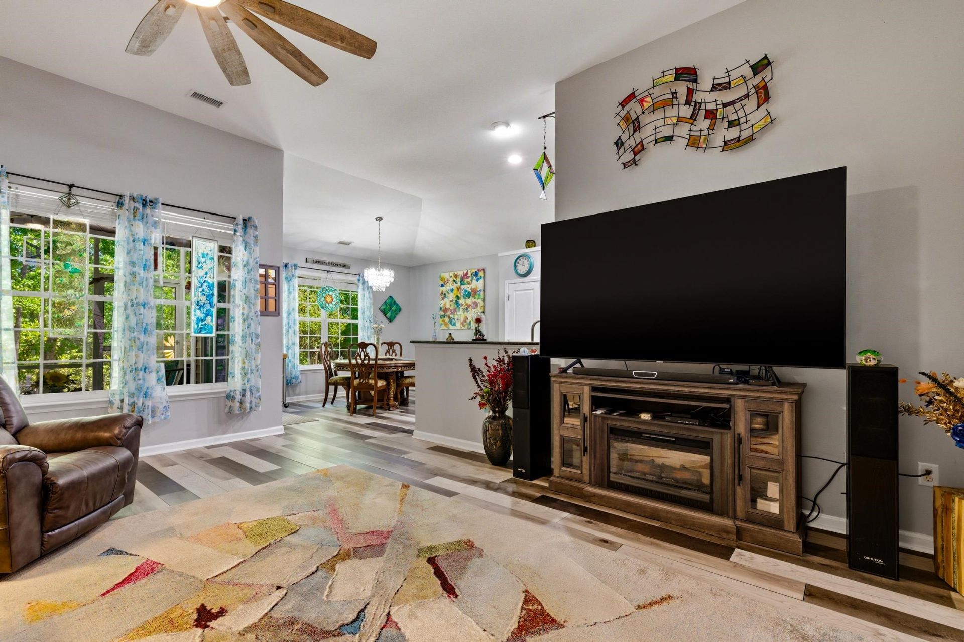 1528 Claremont Ct.  Photo 11