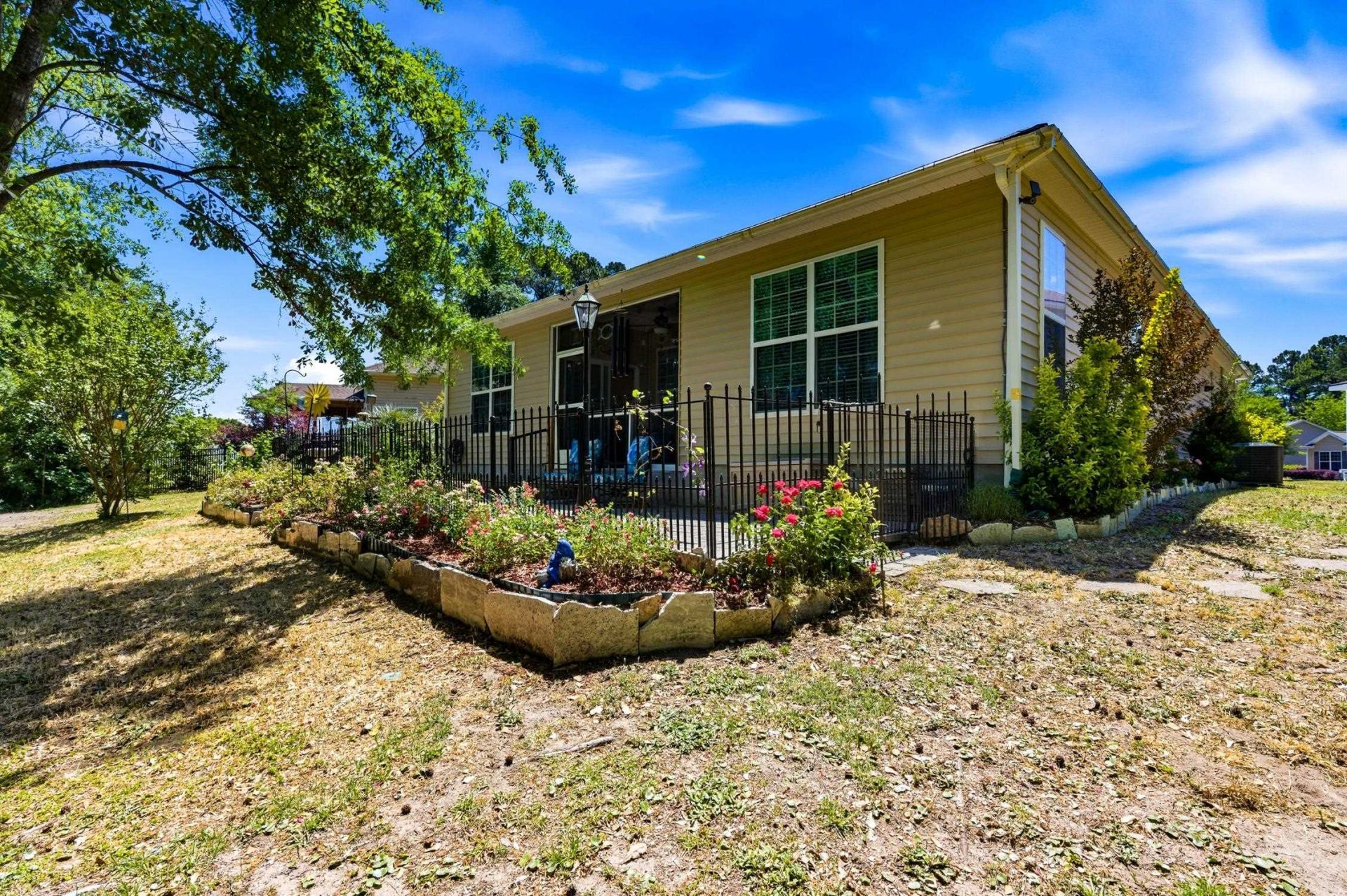 1528 Claremont Ct.  Photo 26