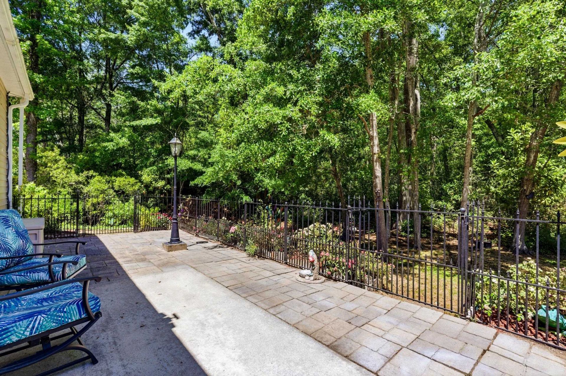 1528 Claremont Ct.  Photo 28