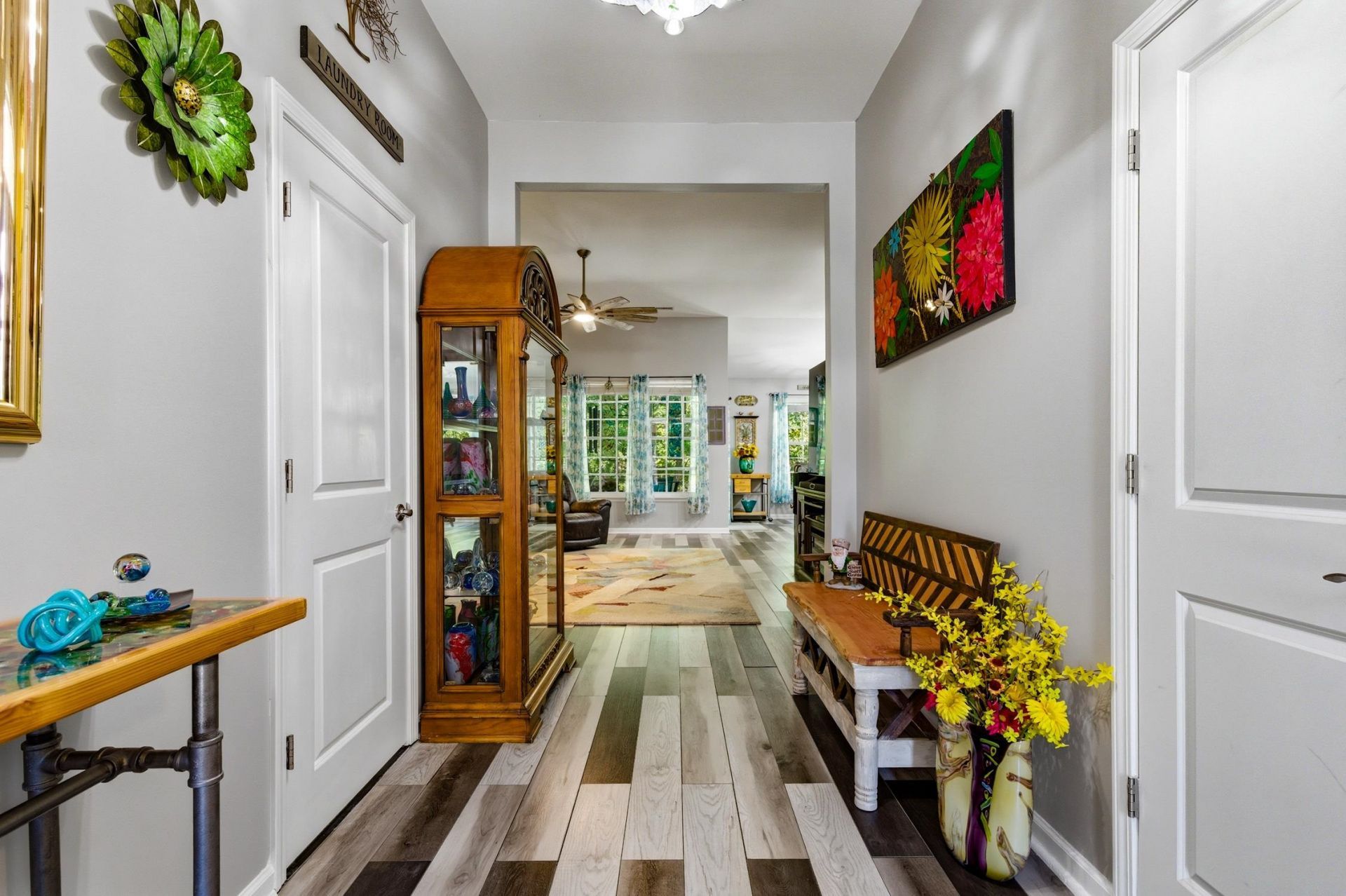 1528 Claremont Ct.  Photo 4