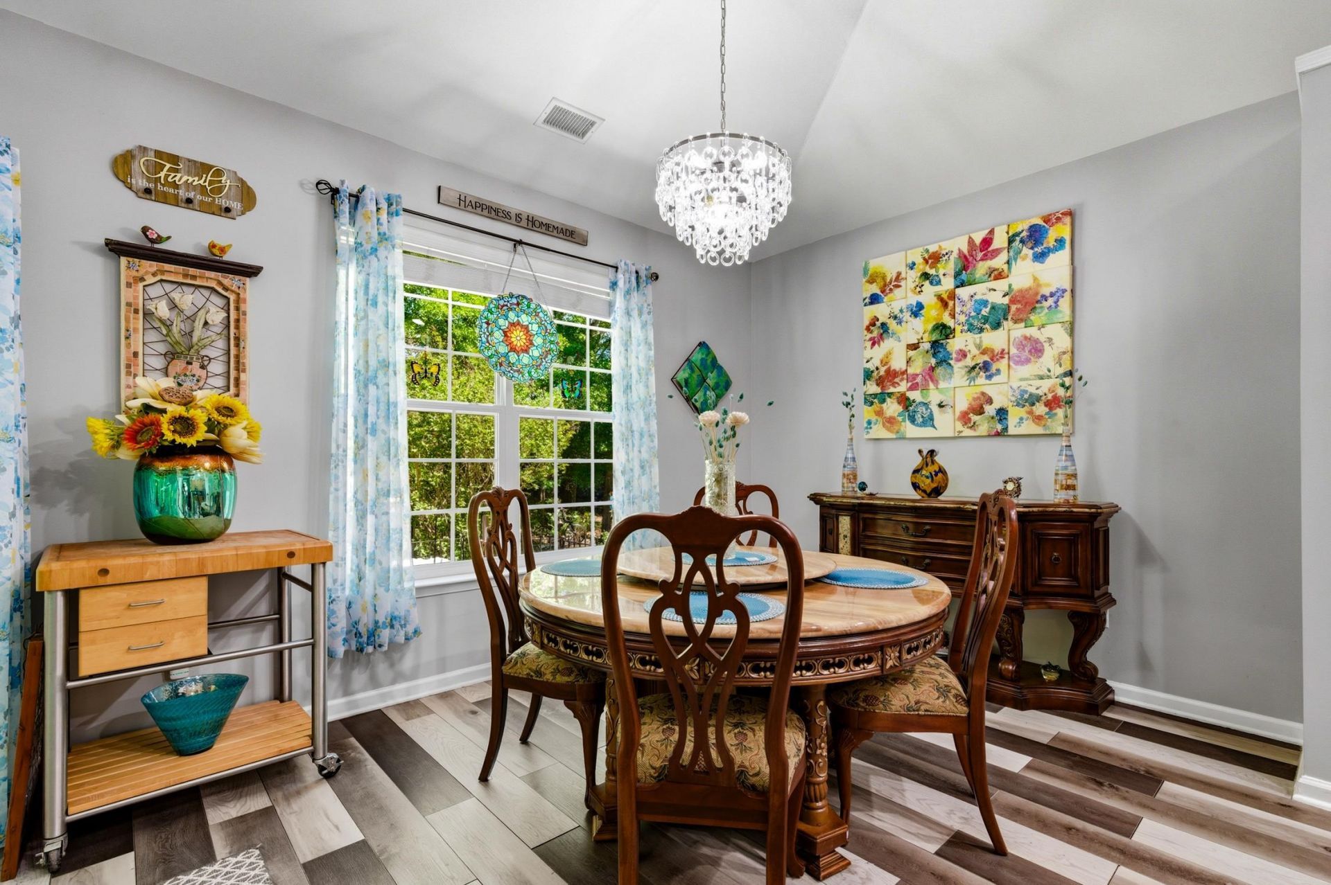 1528 Claremont Ct.  Photo 7