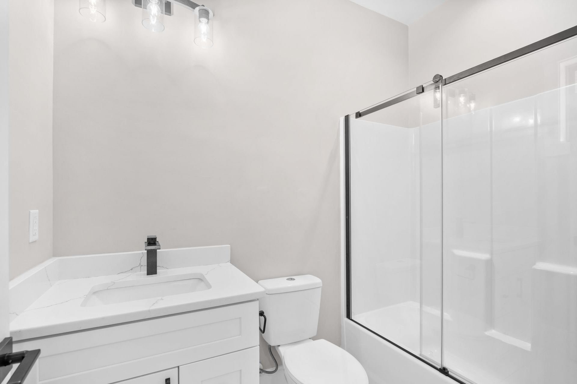 305 Harbour View Dr. Photo 25