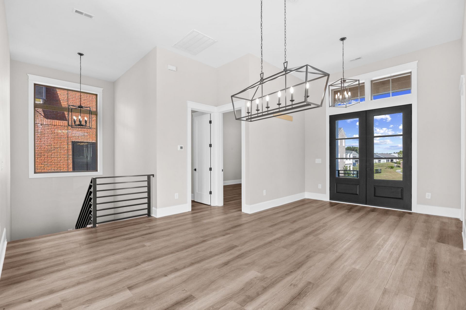 305 Harbour View Dr. Photo 4