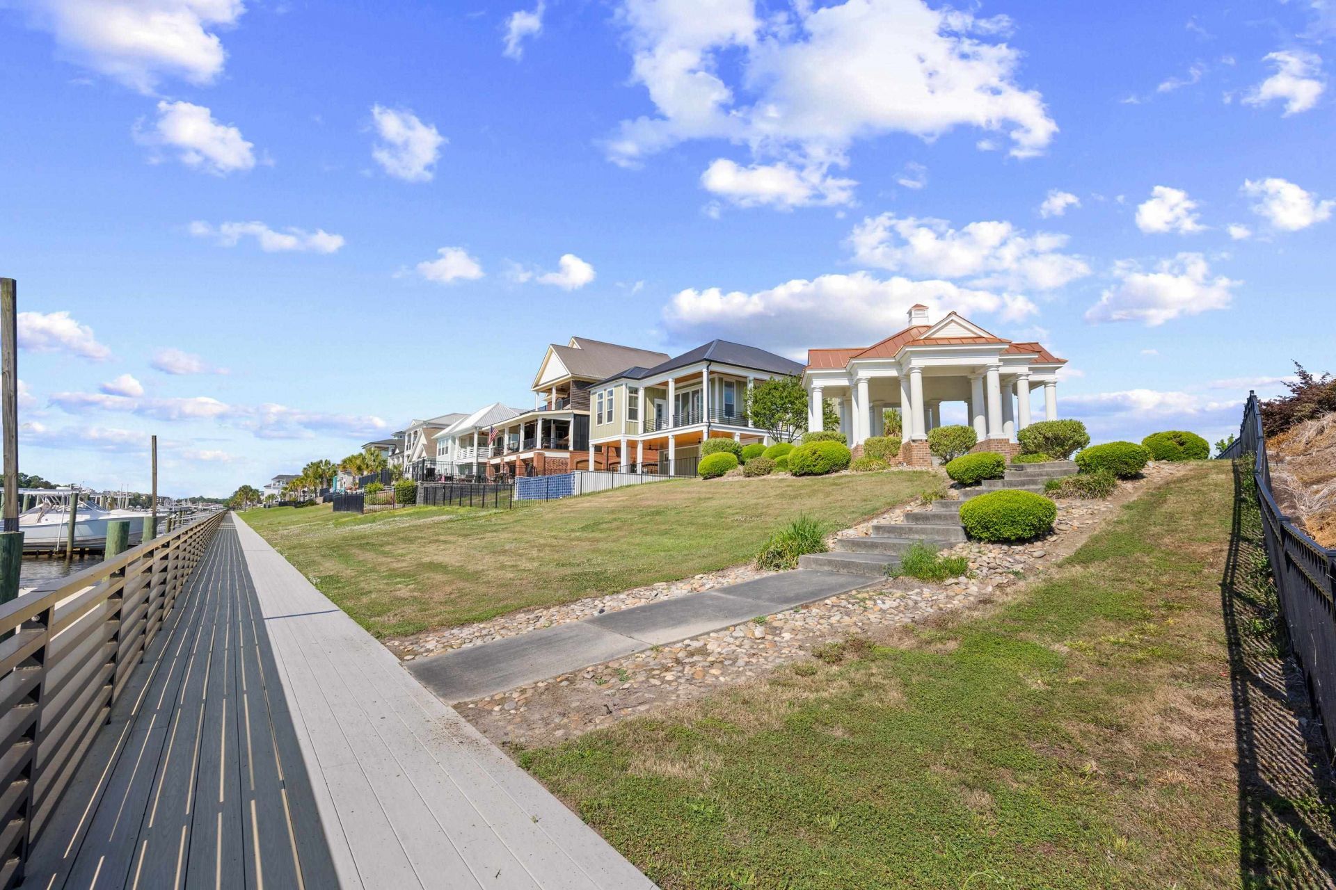 305 Harbour View Dr. Photo 45