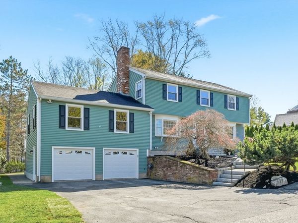 10 Oxbow Rd, Danvers, MA 01923