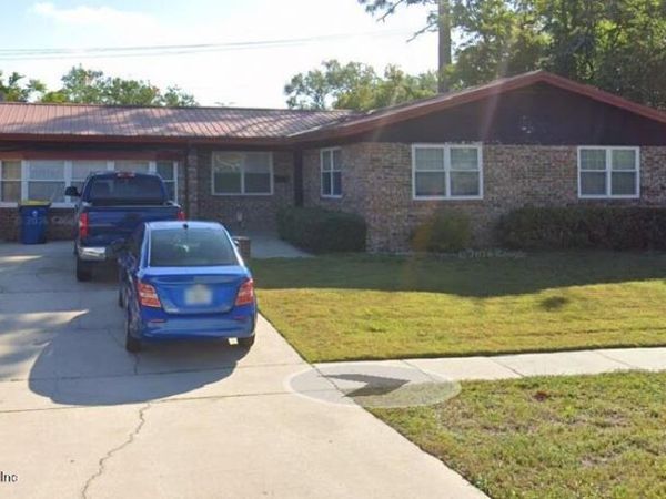 1815 TOWNSEND Boulevard, Jacksonville, FL 32211