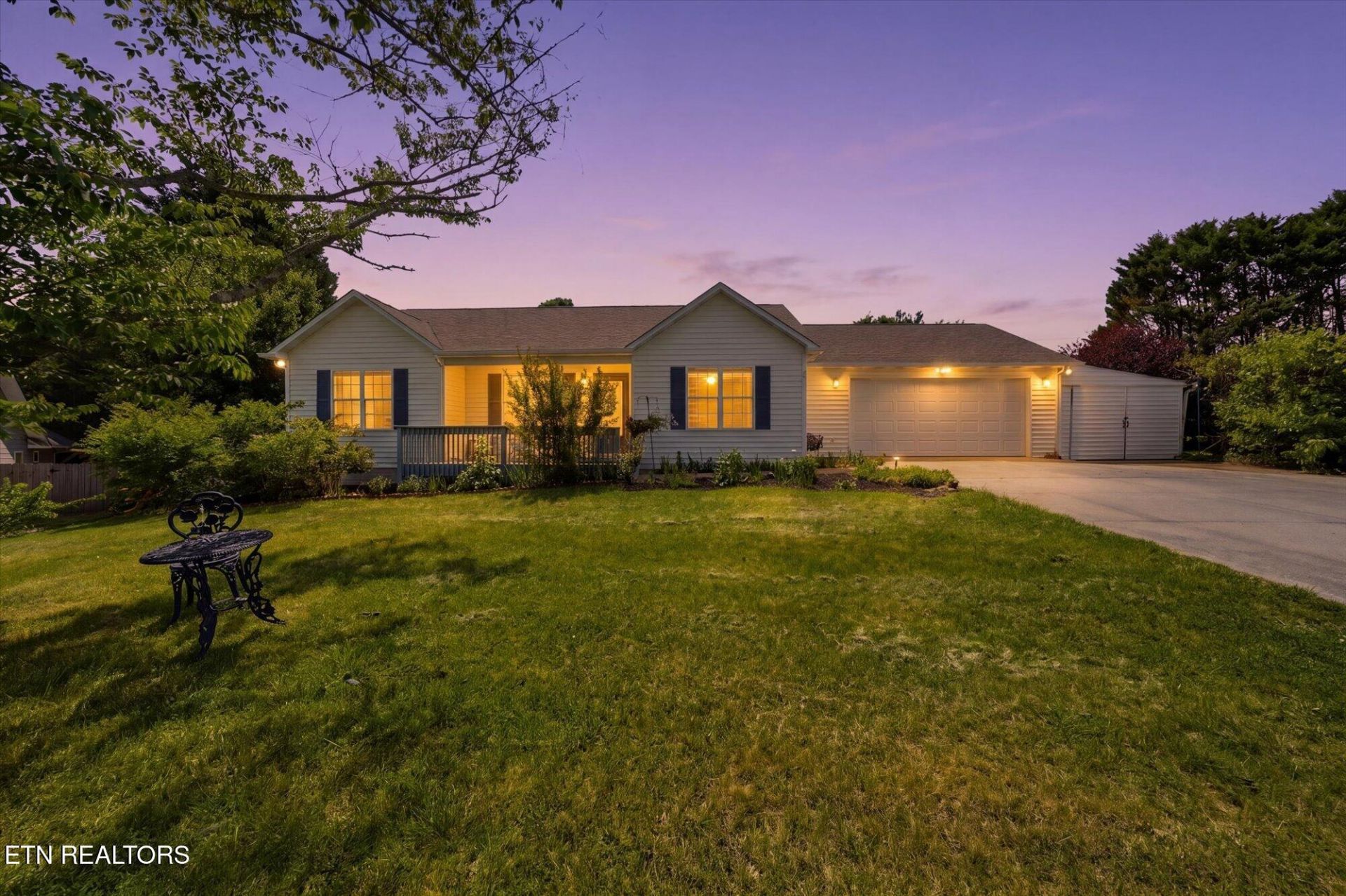 1618 Rivergate Ridge Court, Sevierville, TN 37862 Main Photo