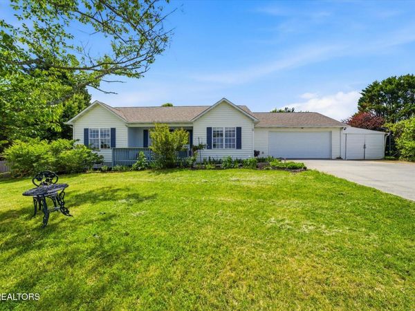 1618 Rivergate Ridge Court, Sevierville, TN 37862