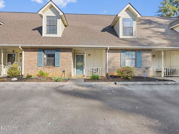 9009 Bell Brook Lane, Knoxville, TN 37923