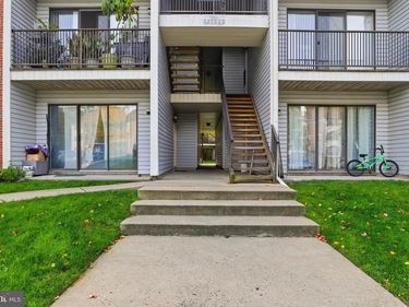 21 KITE COURT, LAWRENCEVILLE, NJ 08648