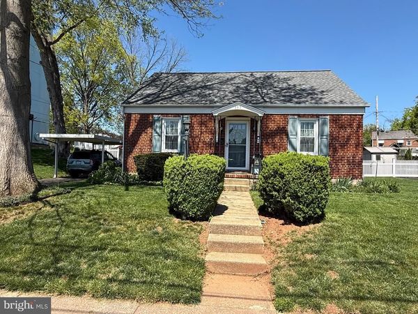 345 E HIGH STREET, MIDDLETOWN, PA 17057