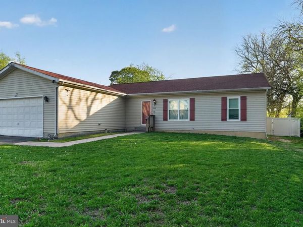 108 4TH AVENUE, NEW CASTLE, DE 19720