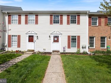 1820 PENNLAND COURT, LANSDALE, PA 19446