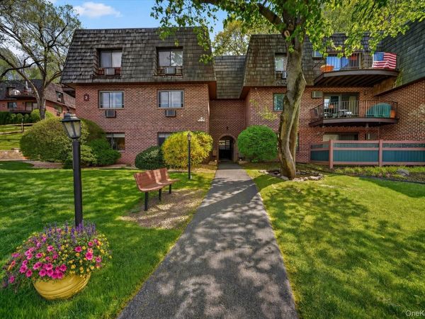 3 Briarcliff Drive S, Unit 9, Ossining, NY 10562