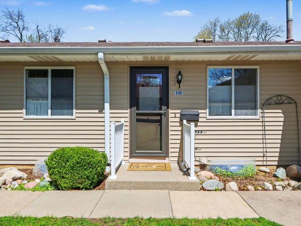 5126 Green Meadow Road, Kalamazoo, MI 49009