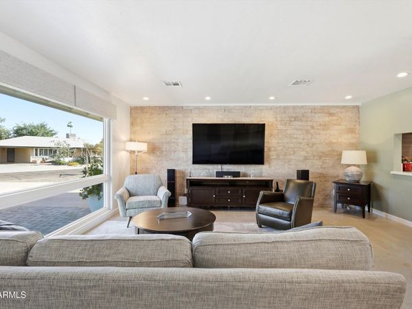 1142 W VERMONT Avenue, Phoenix, AZ 85013