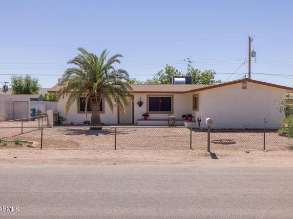 10425 E BOISE Street, Apache Junction, AZ 85120