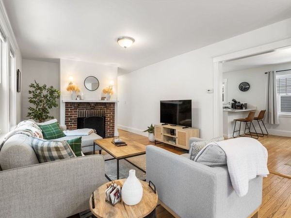 27 Bennington Street, Unit 27, Newton, MA 02458