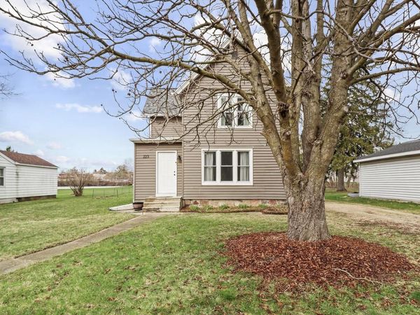 223 Hubbell Street, Marshall, WI 53559