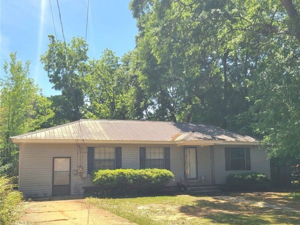 410 25th Street E, Tuscaloosa, AL 35401