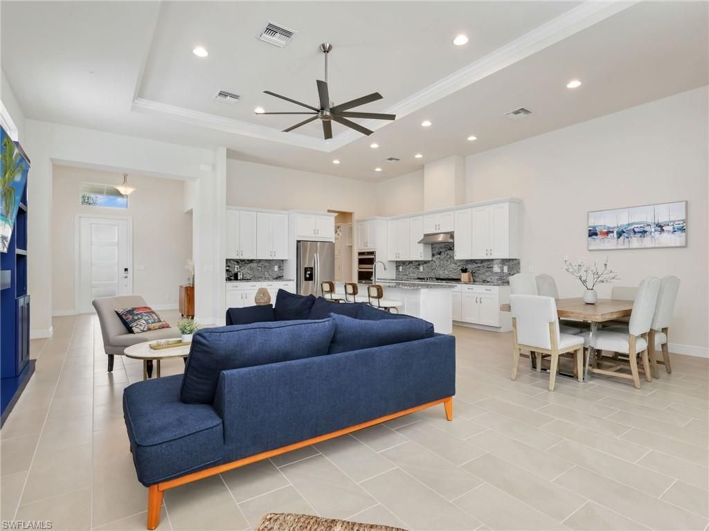 9288 Cayman Dr, Naples, FL 34114 Photo